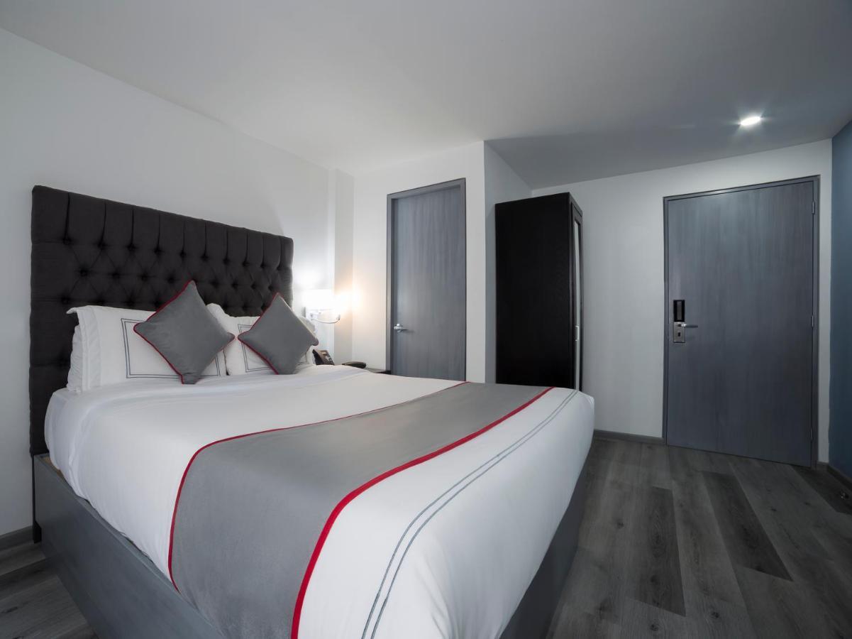 Suites Arboleda 215 Mexico City Exteriör bild
