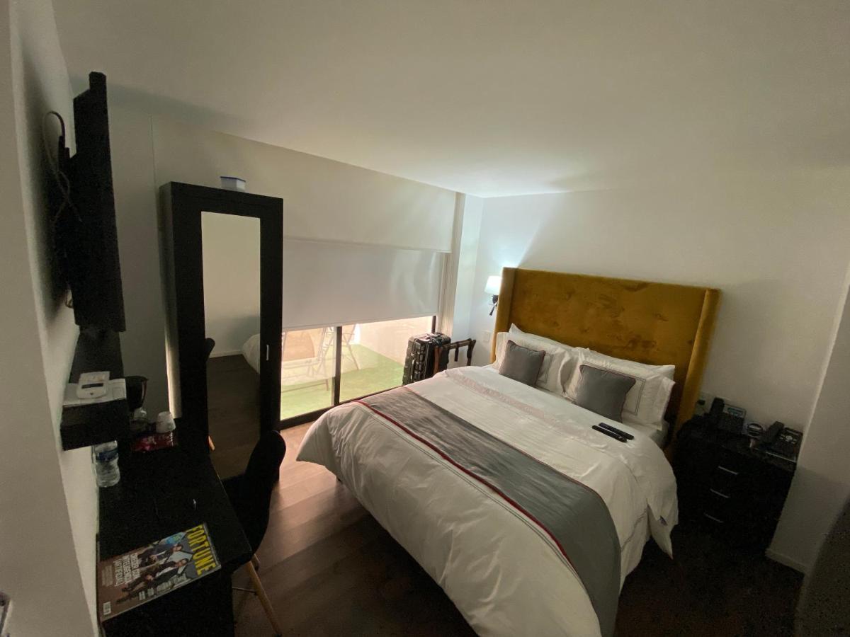 Suites Arboleda 215 Mexico City Exteriör bild